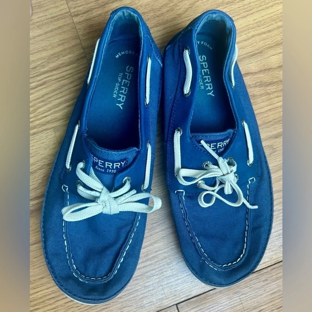 Sperry Navy Blue Boys Shoes Kids Laofers Youth Size 5M Slip On